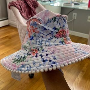 Baby girl bucket hat